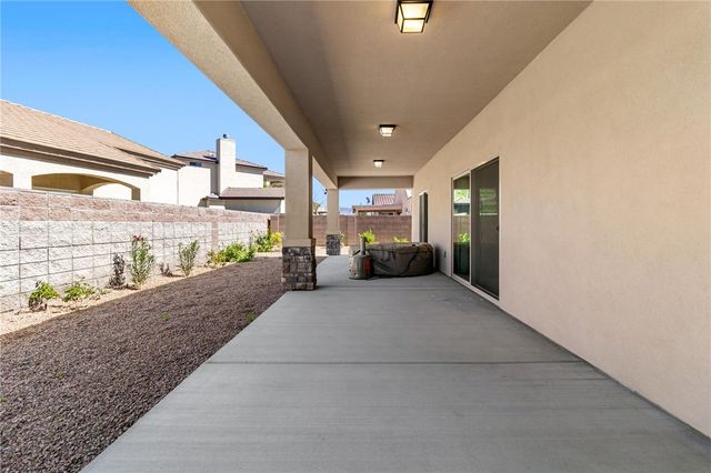 2009 E Crystal Down, Fort Mohave, AZ 86426