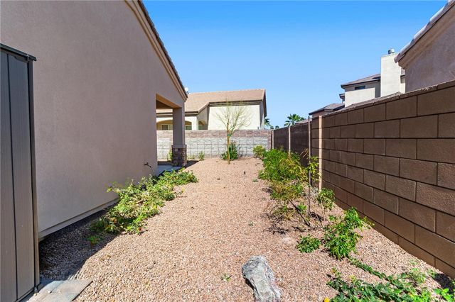 2009 E Crystal Down, Fort Mohave, AZ 86426