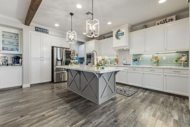 2908 Westport Cir, Oakdale, CA 95361