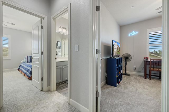 2908 Westport Cir, Oakdale, CA 95361