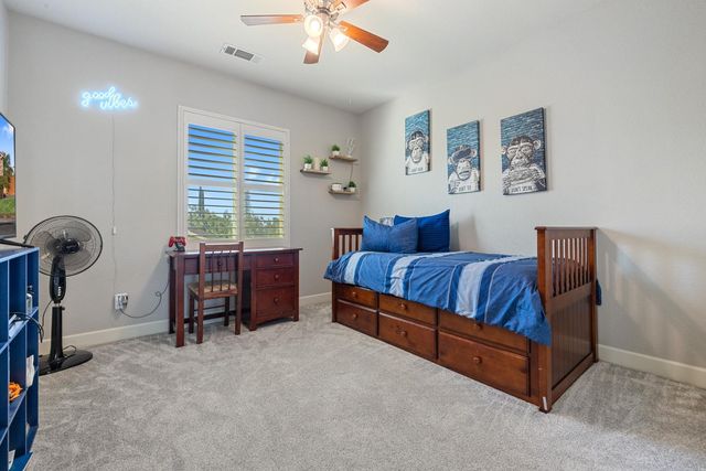 2908 Westport Cir, Oakdale, CA 95361