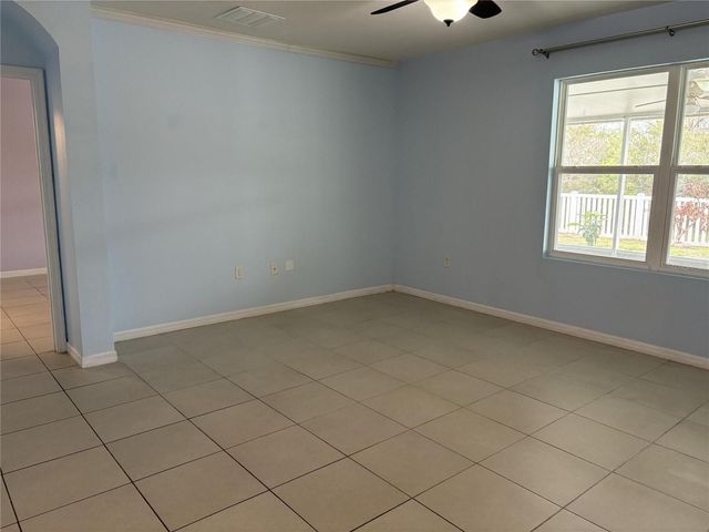 8216 BILSTON VILLAGE LANE, Gibsonton, FL 33534