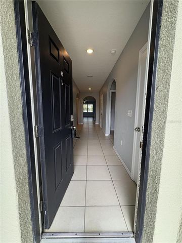 8216 BILSTON VILLAGE LANE, Gibsonton, FL 33534