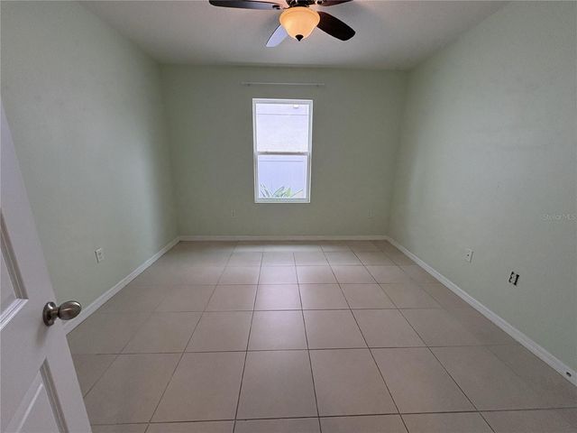 8216 BILSTON VILLAGE LANE, Gibsonton, FL 33534