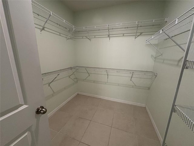 8216 BILSTON VILLAGE LANE, Gibsonton, FL 33534