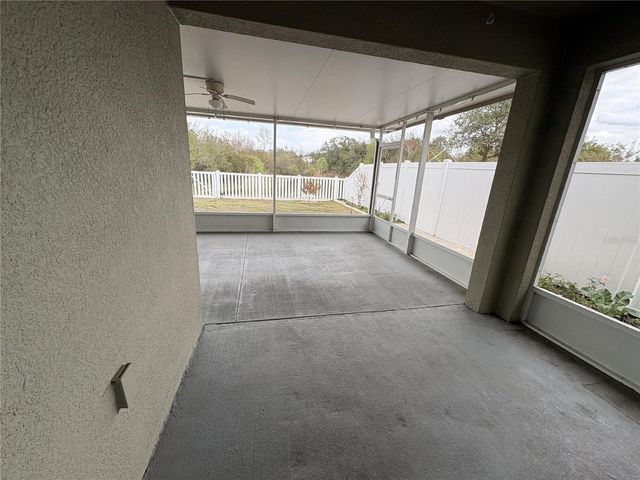 8216 BILSTON VILLAGE LANE, Gibsonton, FL 33534