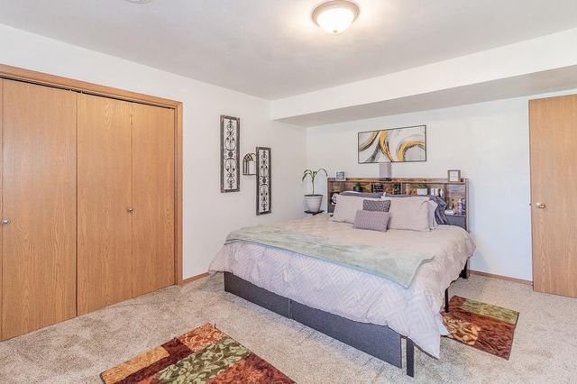 115 WILLIAM COURT, Hortonville, WI 54944