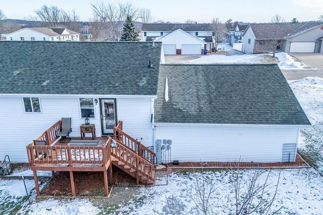 115 WILLIAM COURT, Hortonville, WI 54944