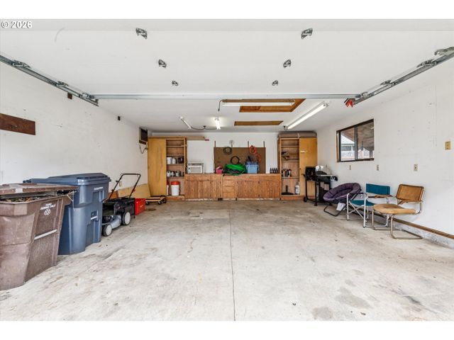 2931 Se CORNUTT St, Hillsboro, OR 97123