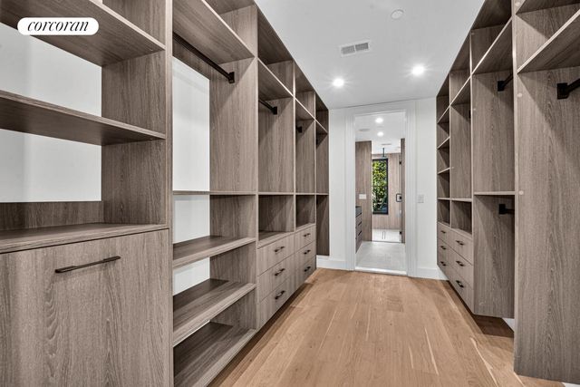 408 MONROE Street, New York City, NY 11221