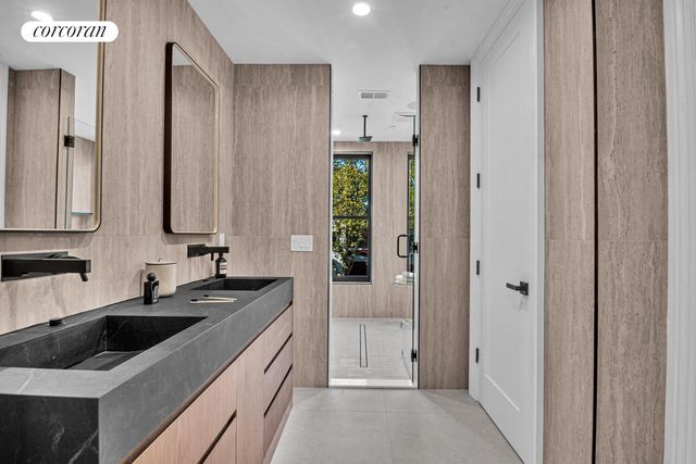 408 MONROE Street, New York City, NY 11221