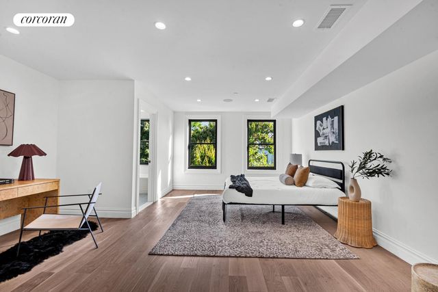 408 MONROE Street, New York City, NY 11221