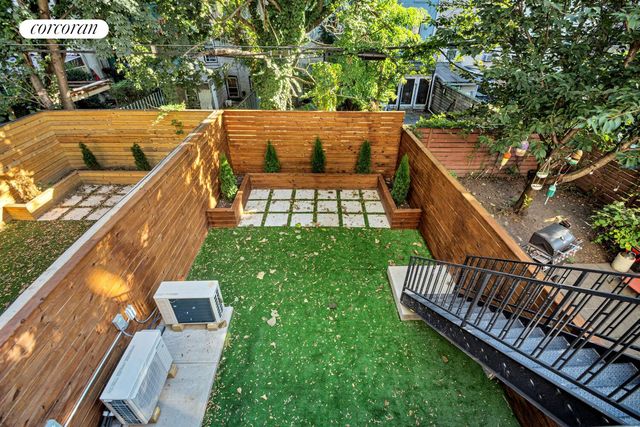 408 MONROE Street, New York City, NY 11221