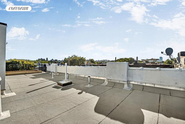 408 MONROE Street, New York City, NY 11221