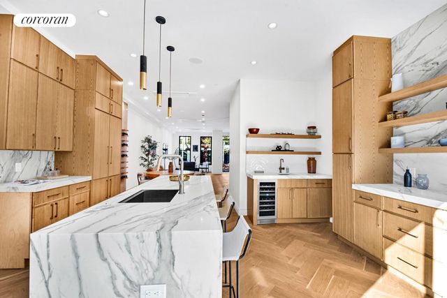 408 MONROE Street, New York City, NY 11221