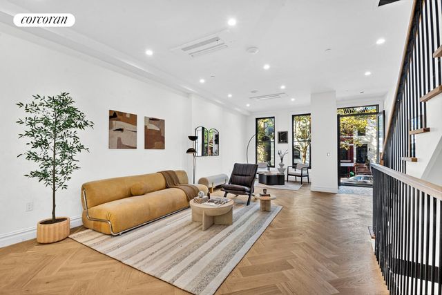 408 MONROE Street, New York City, NY 11221