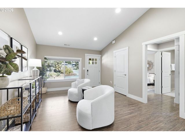 6506 Se HEMLOCK St, Milwaukie, OR 97222