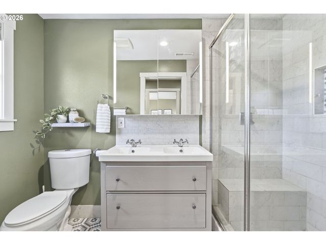 6506 Se HEMLOCK St, Milwaukie, OR 97222