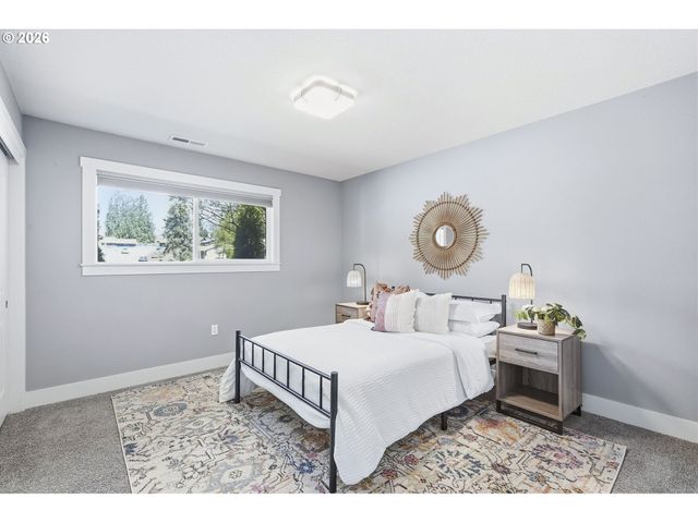 6506 Se HEMLOCK St, Milwaukie, OR 97222