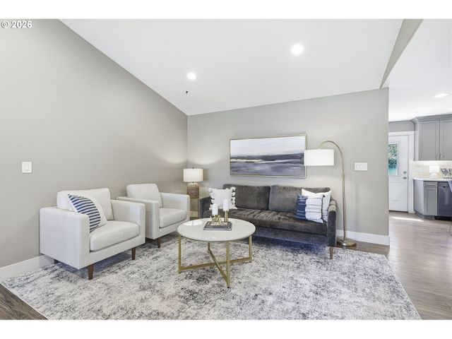 6506 Se HEMLOCK St, Milwaukie, OR 97222