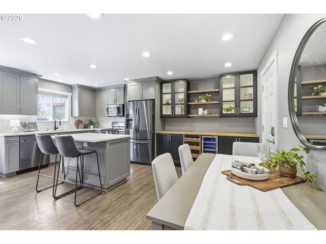 6506 Se HEMLOCK St, Milwaukie, OR 97222