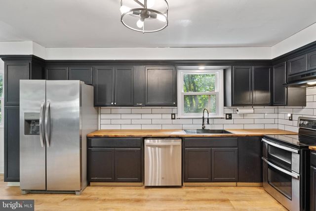 656 JULI DR, New Freedom, PA 17349