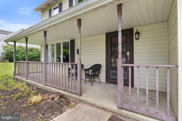 656 JULI DR, New Freedom, PA 17349