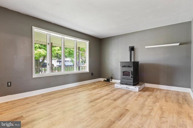 656 JULI DR, New Freedom, PA 17349