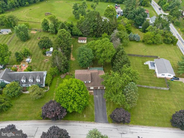 656 JULI DR, New Freedom, PA 17349