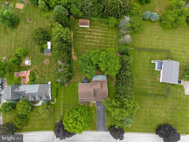 656 JULI DR, New Freedom, PA 17349