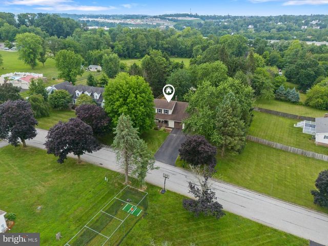 656 JULI DR, New Freedom, PA 17349