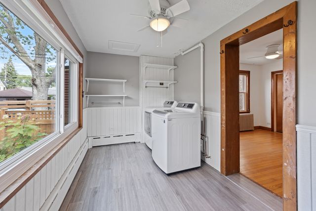 2850 W Chase Avenue, Chicago, IL 60645