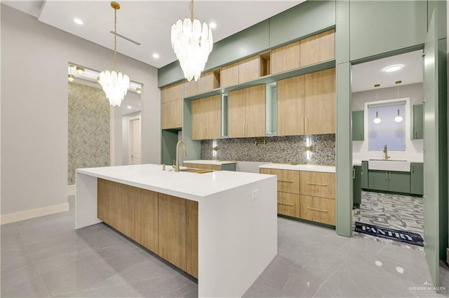 3813 Zimmerius Avenue, Mcallen, TX 78504