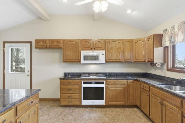 342 Foxtrail Drive, Branson West, MO 65737