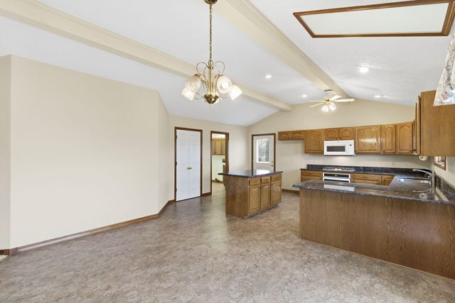 342 Foxtrail Drive, Branson West, MO 65737