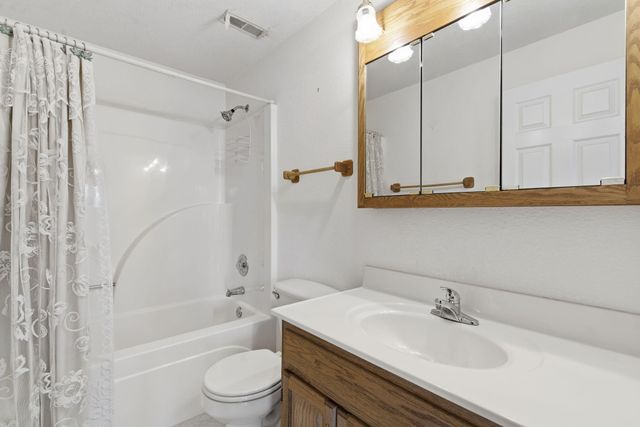 342 Foxtrail Drive, Branson West, MO 65737