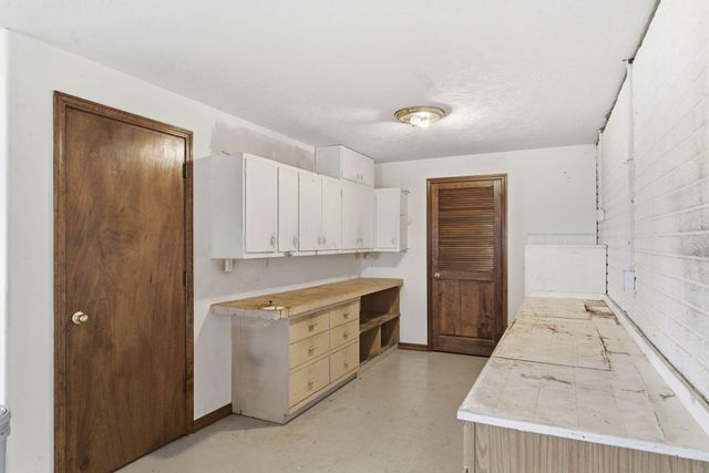 342 Foxtrail Drive, Branson West, MO 65737