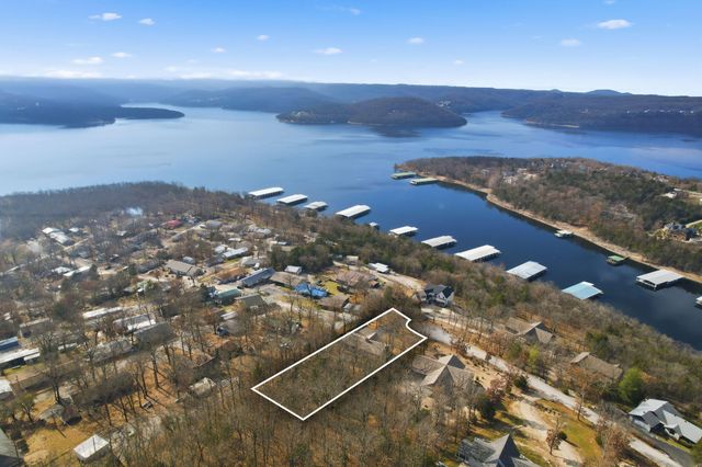 342 Foxtrail Drive, Branson West, MO 65737