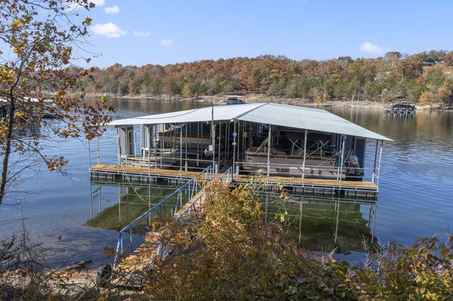 342 Foxtrail Drive, Branson West, MO 65737