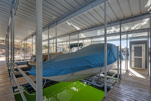 342 Foxtrail Drive, Branson West, MO 65737