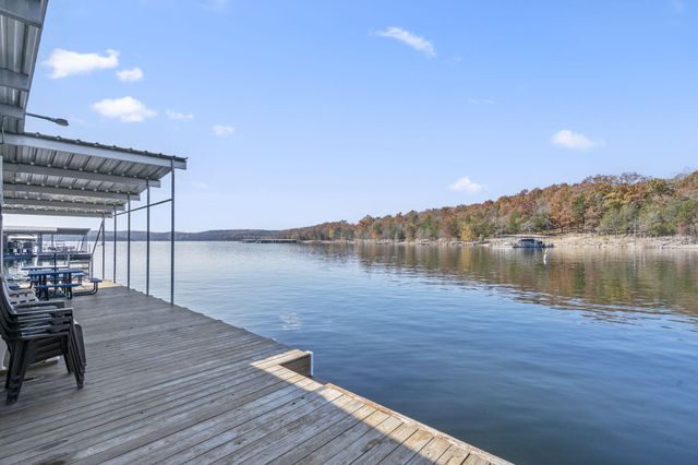 342 Foxtrail Drive, Branson West, MO 65737