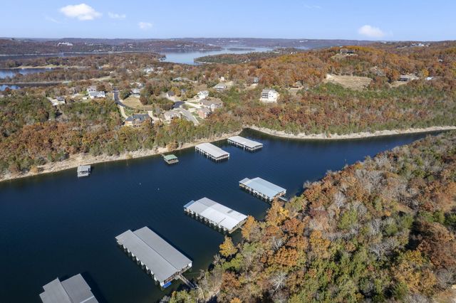 342 Foxtrail Drive, Branson West, MO 65737