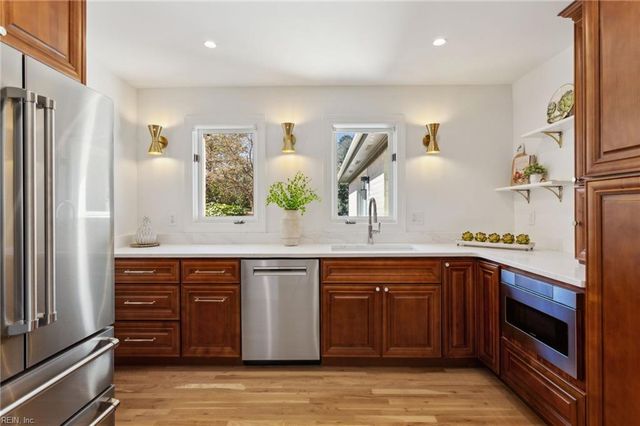 1249 E Bay Shore DR, Virginia Beach, VA 23451