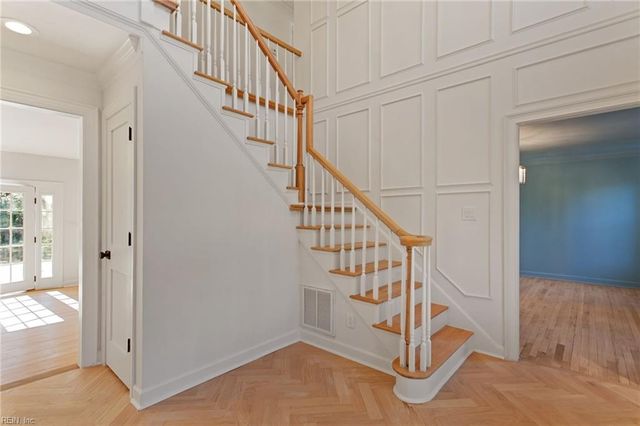 1249 E Bay Shore DR, Virginia Beach, VA 23451