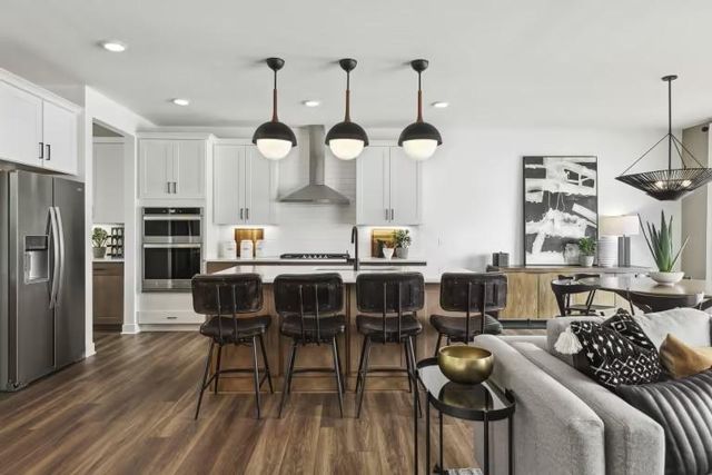 1533 149th Street W, Rosemount, MN 55068