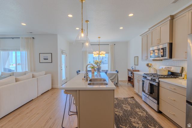 12899 S PARADE TRAIL CT, Riverton, UT 84096