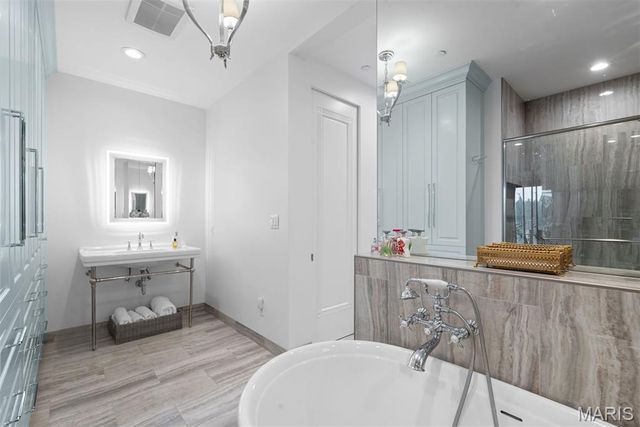 4540 Lindell Boulevard 502, St Louis, MO 63108