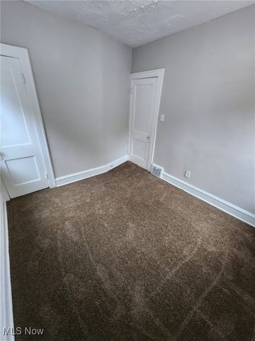 2200 W 104th Street Lower Unit, Cleveland, OH 44102