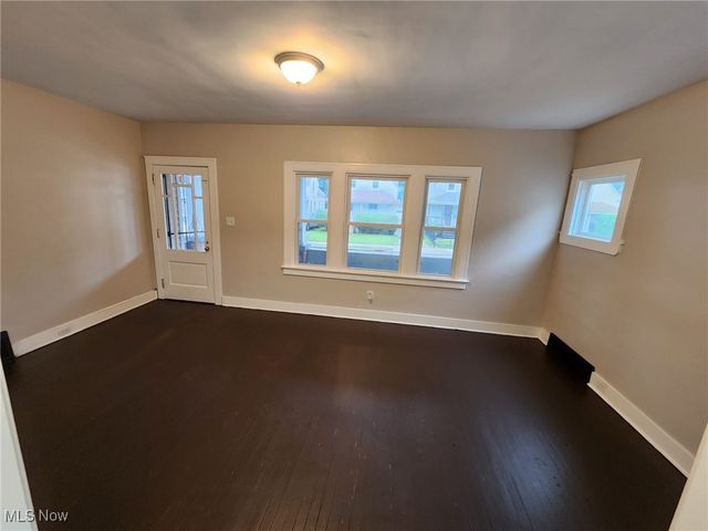 2200 W 104th Street Lower Unit, Cleveland, OH 44102