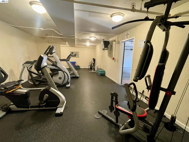 16006 E.14th Street 204, Ashland, CA 94578